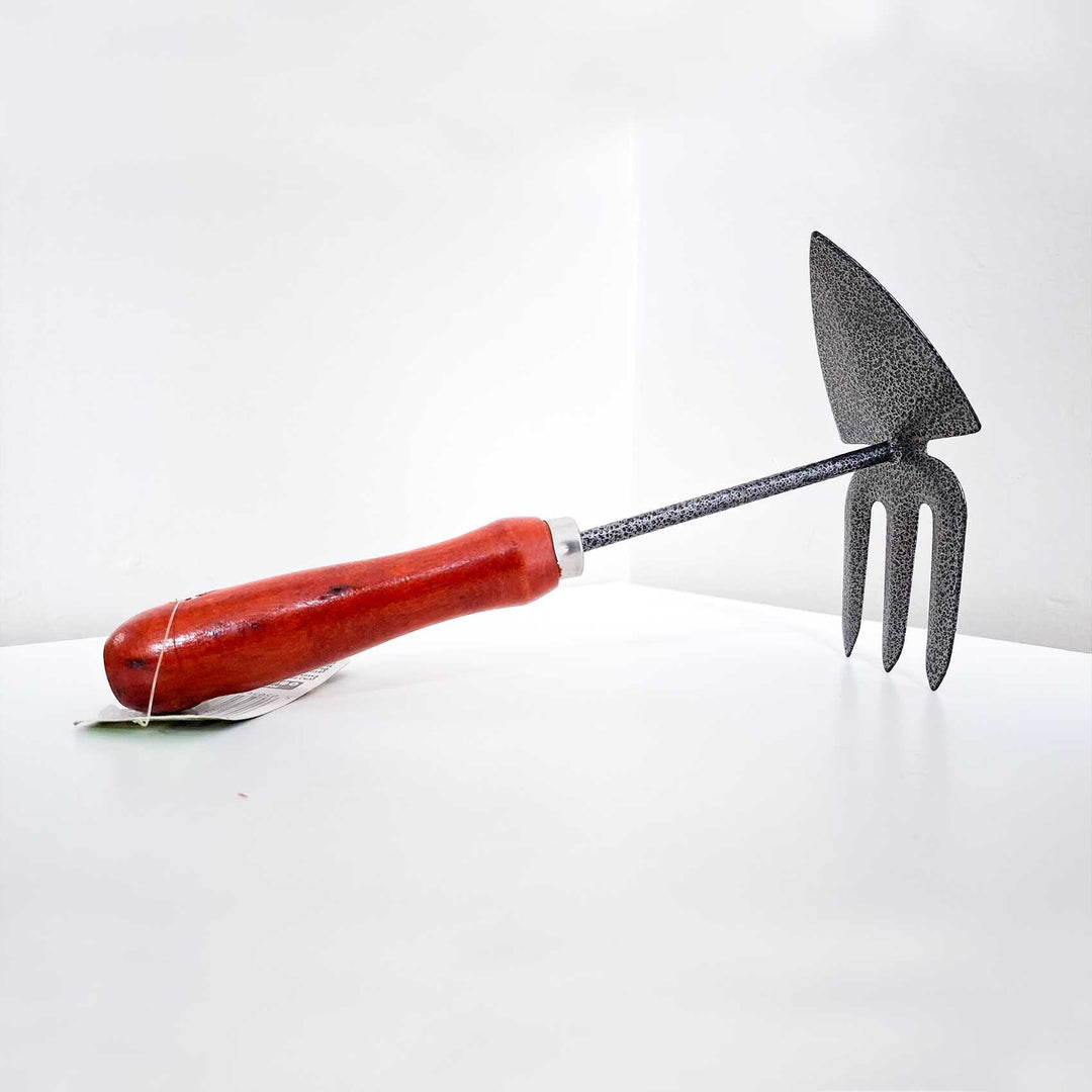 Pms Cultivator Wood Handle With Hang Tag